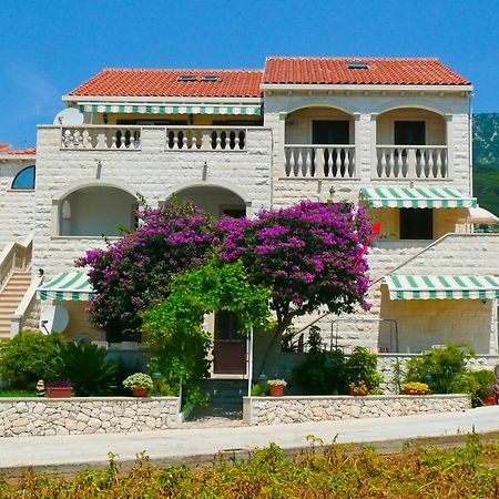 Apartments Fani Бол Стая снимка