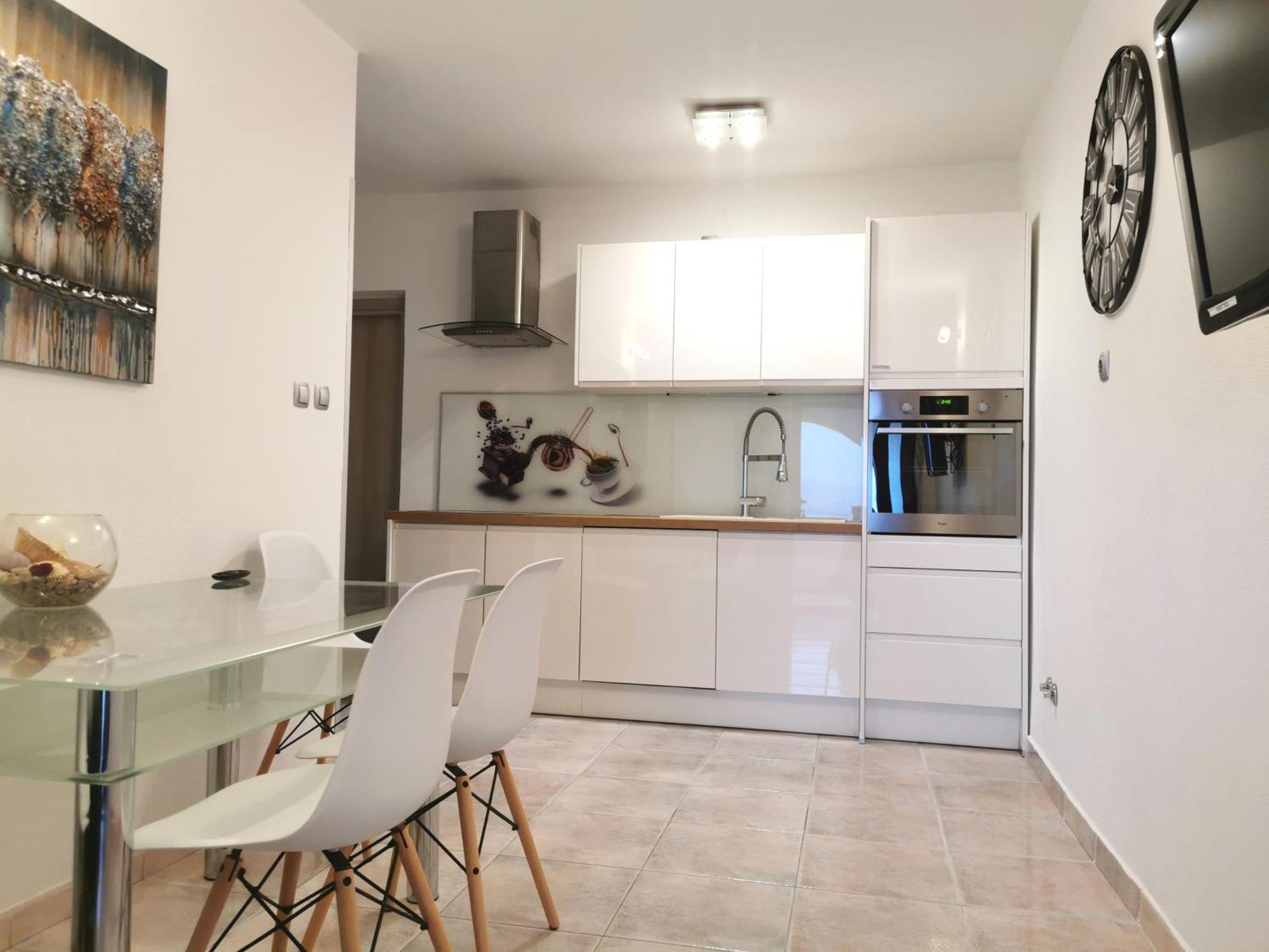 Apartments Fani Бол Стая снимка